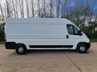 Second-hand Peugeot Boxer 140 CP (102 kW) 2019 Alb Van