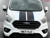 Used Ford Transit Custom Limited 185 HP (136 kW) 2021 White Van