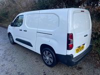 Używany Vauxhall Combo Edition 100 KM (73 kW) 2020 Biały Van