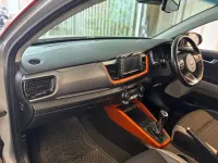 Used Kia Stonic First Edition 118 HP (86 kW) 2018 Silver SUV