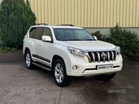 Used Toyota Land Cruiser 190 HP (139 kW) 2015 White Estate