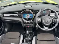 Used Mini Cooper S Sport 176 HP (129 kW) 2023 Yellow Hatchback