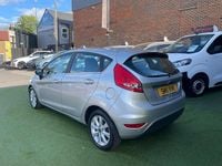 Used Ford Fiesta Zetec 96 HP (70 kW) 2011 Silver Hatchback