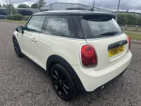 Used Mini Cooper D Hatch 116 HP (85 kW) 2018 White Hatchback
