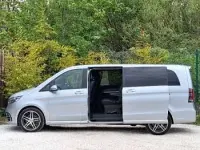 Nowe Mercedes V300 AMG line 2025 Srebrny Minivan