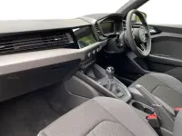 Novo Audi A1 S-Line 116 HP (85 kW) 2026 Prateado SUV