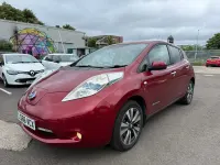 Used Nissan Leaf Tekna 80 kW (109 HP) 2016 Red Hatchback