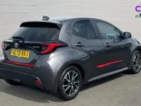 Second-hand Toyota Yaris Hybrid Design 116 CP (85 kW) 2022 Gri