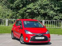 Used Toyota Yaris 2015 Red Hatchback