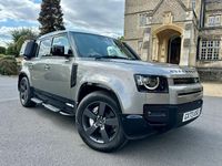 Usado Land Rover Defender HSE Dynamic 300 HP (220 kW) 2023 Prateado SUV