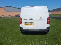 Begagnad Peugeot Expert 120 HK (88 kW) 2020 Vit Van