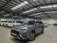 Used Mitsubishi Outlander 150 HP (110 kW) 2019 Grey SUV