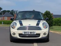Used Mini Cooper Hatch 122 HP (89 kW) 2013 White Hatchback