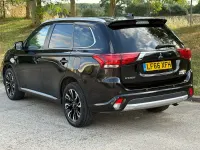 Used Mitsubishi Outlander P-HEV 2016 Black Estate