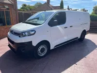 Used Citroën Dispatch 120 HP (88 kW) 2017 White MPV
