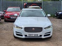 Usado Jaguar XE Portfolio 180 HP (132 kW) 2017 Branco Sedan