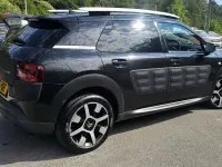 Used Citroën C4 Cactus Flair 99 HP (72 kW) 2017 Black Hatchback