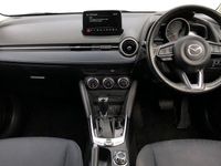 Begagnad Mazda 2 Inclusive 90 HK (66 kW) 2020 Röd Halvkombi