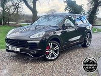 Used Porsche Cayenne 262 HP (192 kW) 2015 Black SUV
