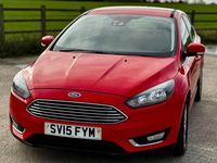 Used Ford Focus Titanium 125 HP (91 kW) 2015 Red Hatchback