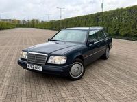 Used Mercedes E200 1995 Blue Estate