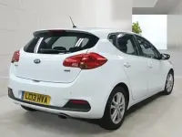 Used Kia Ceed 2013 White Hatchback