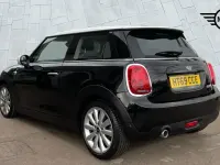 Used Mini Cooper Classic 134 HP (98 kW) 2020 Black Hatchback