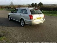 Used Toyota Avensis 148 HP (108 kW) 2005 Hatchback