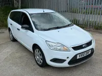 Used Ford Focus Studio 110 HP (80 kW) 2010 White Estate
