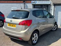 Used Kia Venga 125 HP (91 kW) 2015 Silver Hatchback