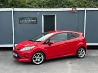 Used Ford Fiesta Zetec 2012 Red Hatchback