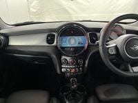 Used Mini Cooper Exclusive 134 HP (98 kW) 2022 Green Hatchback