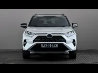 Used Toyota RAV4 218 HP (160 kW) 2020 White/black SUV