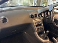 Used Peugeot 308 92 HP (67 kW) 2013 Hatchback