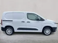 Used Toyota Proace 120 HP (88 kW) 2024 White MPV