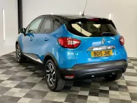 Used Renault Captur Dynamique 90 HP (66 kW) 2015 Blue SUV