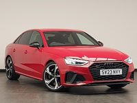 Begagnad Audi A4 Black Edition 341 HK (250 kW) 2023 Röd Sedan