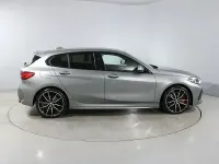 Begagnad BMW 128 Shadowline 261 HK (191 kW) 2023 Grå Halvkombi