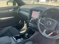 Used Volvo XC40 Plus 197 HP (144 kW) 2025 Gold SUV