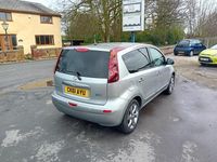 Używany Nissan Note N-TEC 88 KM (64 kW) 2011 Srebrny Hatchback
