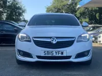 Used Vauxhall Insignia SRi 128 HP (94 kW) 2015 White Hatchback
