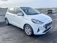 Used Hyundai i10 SE 67 HP (49 kW) 2023 White Hatchback