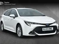 Used Toyota Corolla 140 HP (102 kW) 2023 White Estate