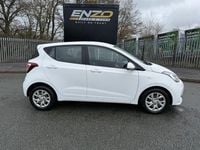 Used Hyundai i10 SE 66 HP (48 kW) 2018 White Hatchback