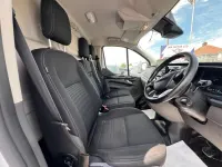 Used Ford Transit Custom Limited 120 HP (88 kW) 2022 White Van