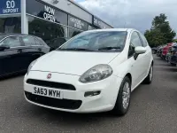 Used Fiat Punto Easy 69 HP (50 kW) 2013 White Hatchback