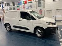 Used Peugeot Partner 75 HP (55 kW) 2019 White MPV