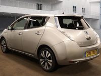 Used Nissan Leaf Tekna 80 kW (109 HP) 2016 Silver Hatchback