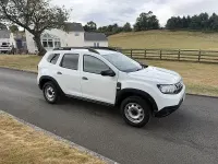 Used Dacia Duster Essentiel 90 HP (66 kW) 2023 White SUV