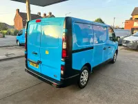 Used Vauxhall Vivaro 120 HP (88 kW) 2015 Blue